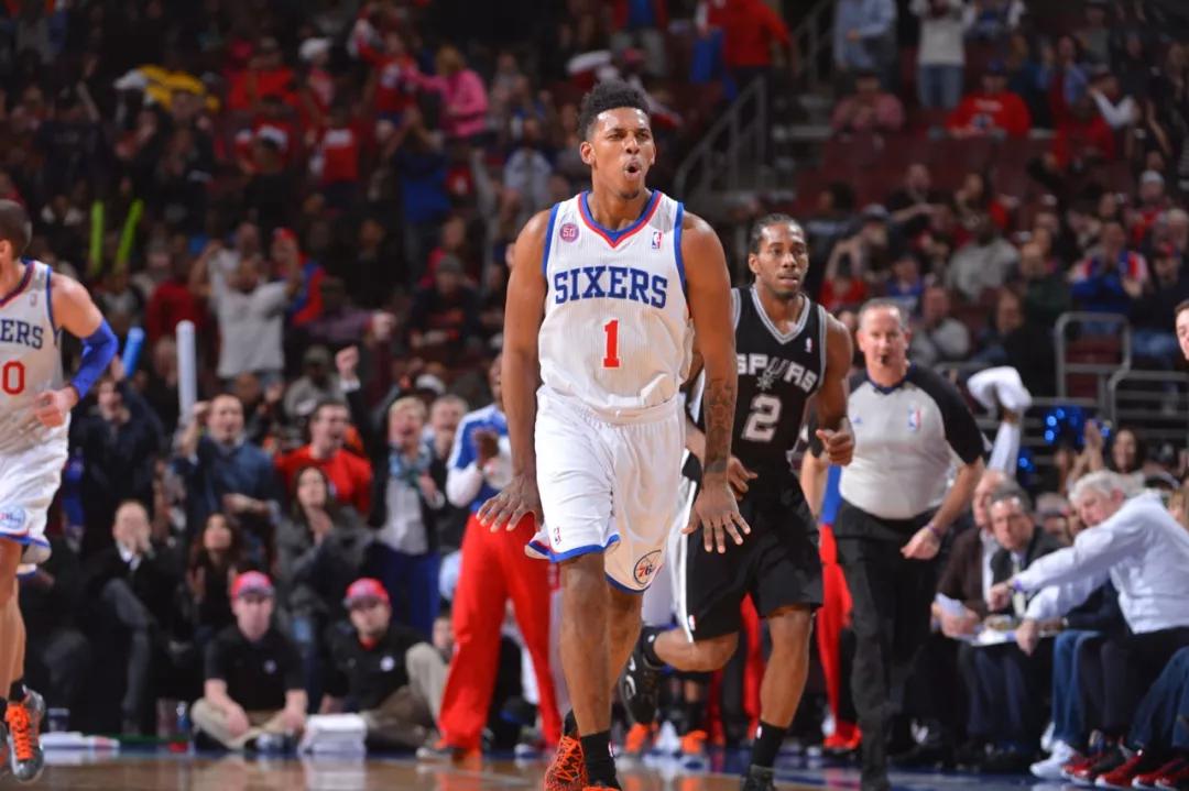 点谁呢？KOP看台球迷高喊：只有一个康纳-布拉德利（KOP看台沸腾：点球人选？非康纳-布拉德利莫属）