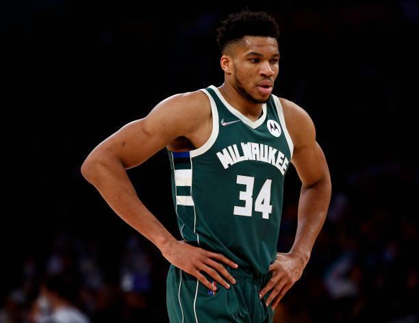 英超半场：泰特、威尔逊破门，维卡里奥送空门，热刺2-0富勒姆（英超半场战报：泰特、威尔逊进球，维卡里奥失误送空门，热刺2-0领先富勒姆）