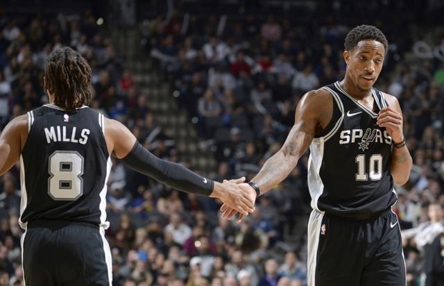 赛后情书：巴萨防守千疮百孔能否防住中超？曼城哈登大胜多特（赛后手记：巴萨后防漏洞百出能挡住中超锋线吗？曼城哈登大胜多特）