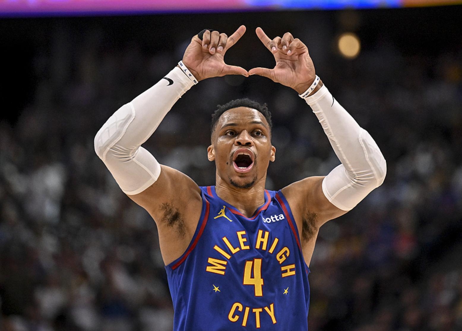 德甲最快10次帽子戏法排名：凯恩76场居首，盖德-穆勒161场（德甲达成10次帽子戏法最快榜：凯恩76场登顶，盖德-穆勒161场）