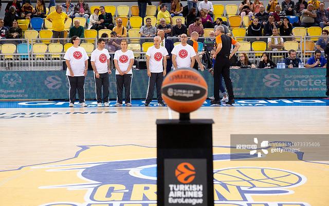 气炸了！被出示7黄3红 皇马TV炮轰主裁：不能接受，内格雷拉附体（判罚惹争议！7黄3红齐飞 皇马TV怒斥主裁：无法接受，仿佛内格雷拉上身）