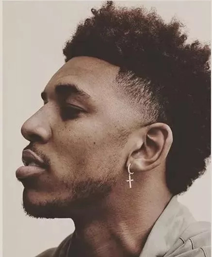 德乙半场：里斯进球被吹后再度破门，菲尔特1-2柏林赫塔（德乙半场：里斯先遭判无效后再度破门，菲尔特暂1-2落后柏林赫塔）