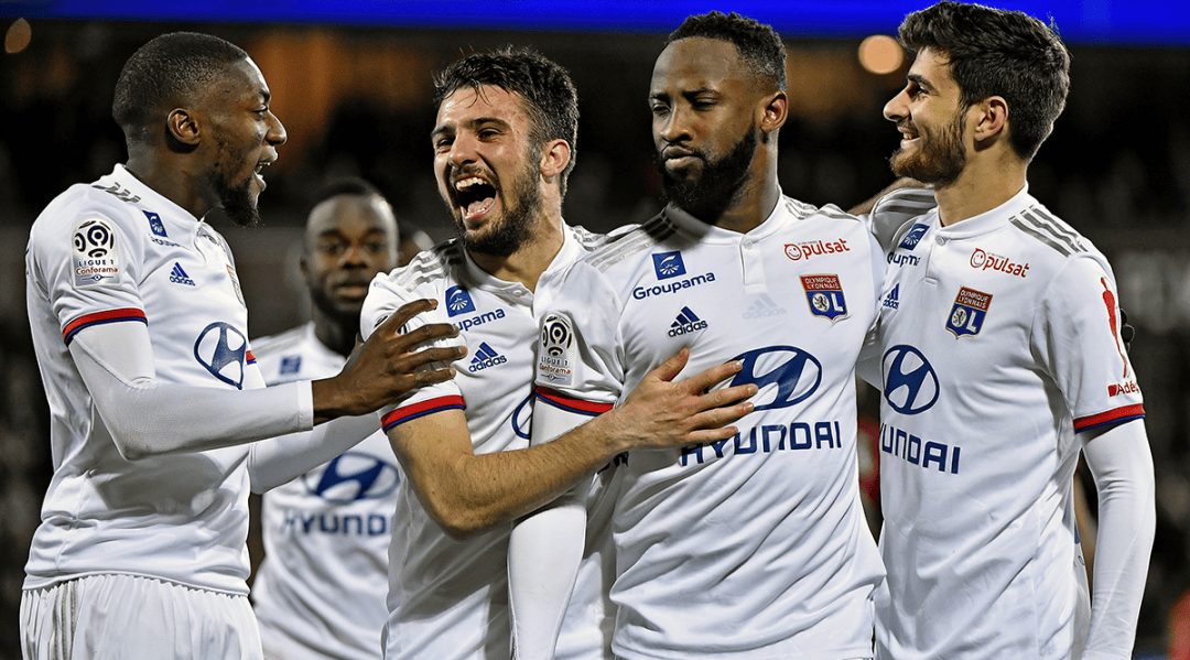 贝拉尔迪：我受伤前曾和球衣是间条衫的一家意甲豪门达成协议（贝拉尔迪：受伤前已与身穿条纹战袍的意甲豪门达成协议）