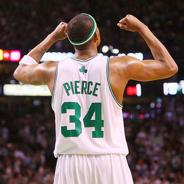 真猛！石宇奇上演绝对压制，羽超联赛最不可思议一球诞生了（石宇奇统治级发挥，羽超联赛见证最不可思议一球）