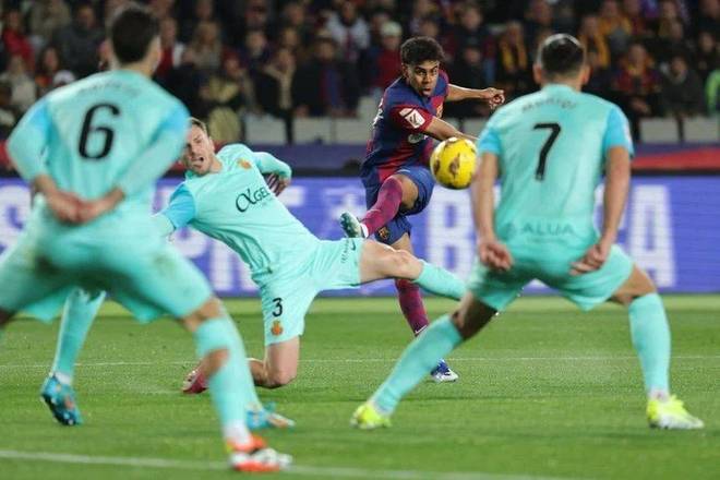 布伦森连场30+＆哈特两双，布伦森关键时刻取分带走比赛（布伦森连砍30+联手哈特两双，关键时刻接管比赛）